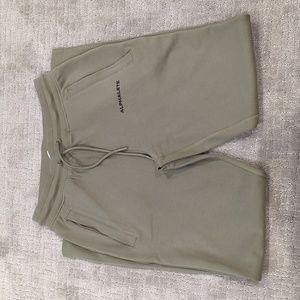 NWT ALPHALETE WOMEN’S IDENTITY CORE JOGGERS IN SOFT OLIVE MEDIUM